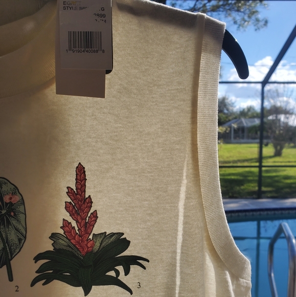 New With Tags Size Large With Flowers Revolutions 33 Crew Neck Tank - Picture 8 of 10